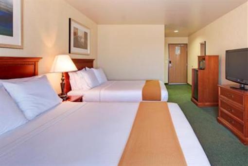 фото отеля Holiday Inn Express Hotel & Suites Tehachapi