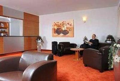 фото отеля Center Hotel Schlangenbader Hof