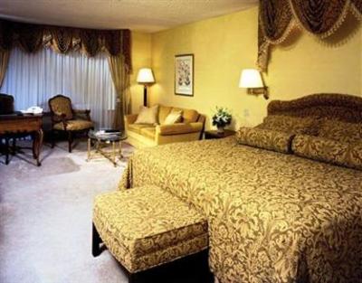 фото отеля Garden City Hotel