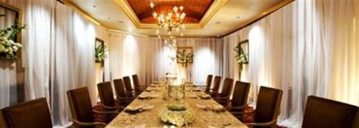 фото отеля Garden City Hotel