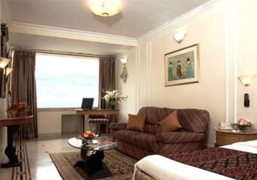фото отеля Regency Hotel Mumbai