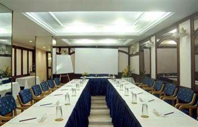 фото отеля Regency Hotel Mumbai