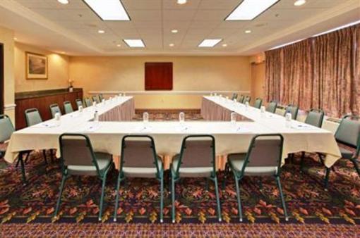 фото отеля Holiday Inn Express Hotel & Suites The Woodlands