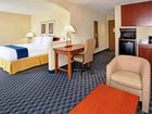 фото отеля Holiday Inn Express Hotel & Suites The Woodlands