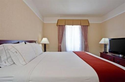 фото отеля Holiday Inn Express Hotel & Suites San Dimas