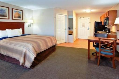 фото отеля Candlewood Suites Aurora - Naperville