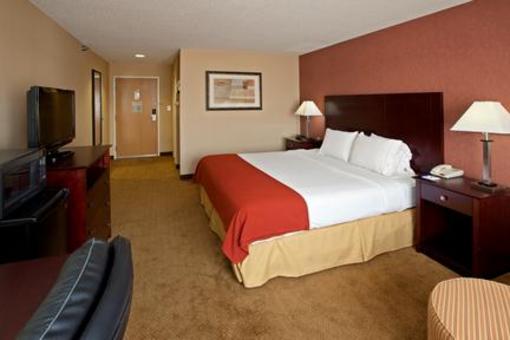 фото отеля Holiday Inn Express Hotel & Suites Sharonville