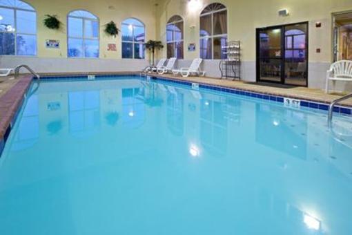 фото отеля Holiday Inn Express Hotel & Suites Sharonville