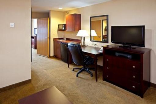 фото отеля Holiday Inn Express Hotel & Suites Sharonville