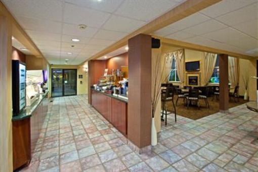 фото отеля Holiday Inn Express Hotel & Suites Sharonville