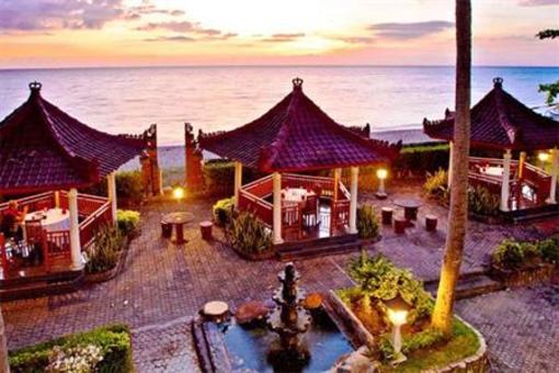 фото отеля Bintang Senggigi Hotel Mataram
