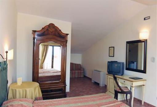 фото отеля Hotel Urbano V
