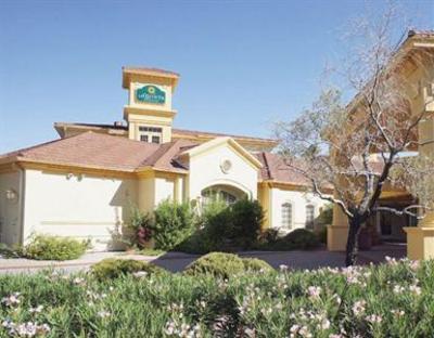 фото отеля La Quinta Inn & Suites Scottsdale Phoenix