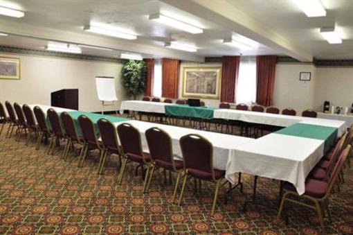фото отеля Best Western Executive Suites Albuquerque