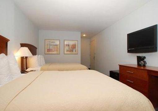 фото отеля Quality Inn Long Island City