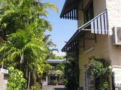 фото отеля Castaway's Backpackers