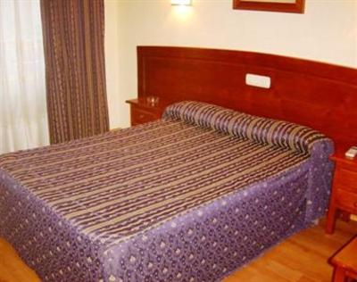 фото отеля Castilla Guerrero Hotel Malaga