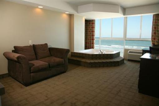 фото отеля Boardwalk Inn and Suites