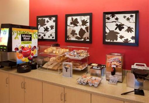 фото отеля TownePlace Suites Nashville Airport