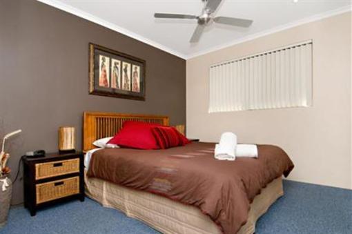 фото отеля Weyba Gardens Resort Noosa