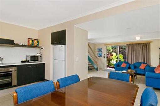 фото отеля Weyba Gardens Resort Noosa