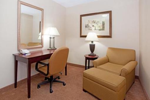 фото отеля Holiday Inn Express Hotel & Suites Sandy