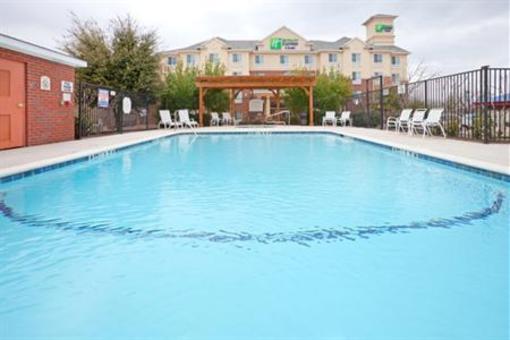 фото отеля Holiday Inn Express Hotel & Suites Dallas Grand Prairie
