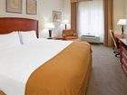 фото отеля Holiday Inn Express Hotel & Suites Dallas Grand Prairie