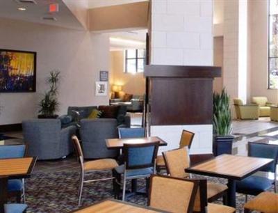 фото отеля Hampton Inn & Suites Nashville - Downtown