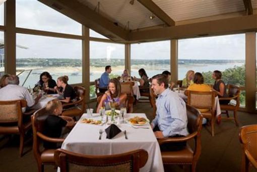 фото отеля Lakeway Resort and Spa
