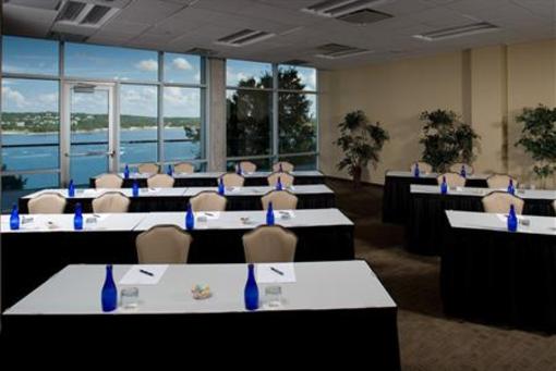 фото отеля Lakeway Resort and Spa