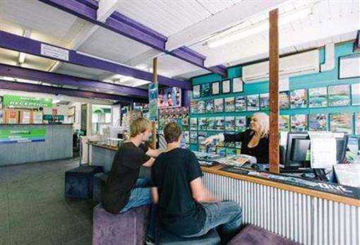 фото отеля Beaches Backpackers Accommodation Airlie Beach