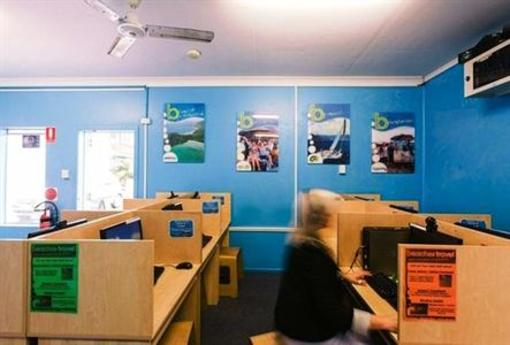 фото отеля Beaches Backpackers Accommodation Airlie Beach