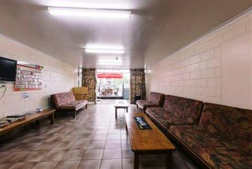 фото отеля Beaches Backpackers Accommodation Airlie Beach