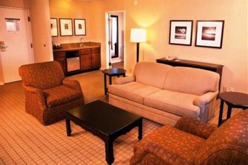 фото отеля Sheraton Westport Chalet Hotel St. Louis