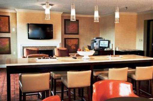 фото отеля Sheraton Westport Chalet Hotel St. Louis