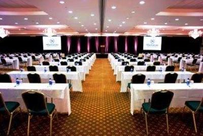 фото отеля Sheraton Westport Chalet Hotel St. Louis