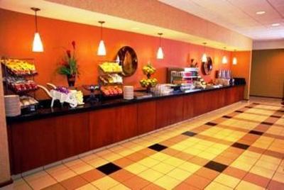 фото отеля Sheraton Westport Chalet Hotel St. Louis