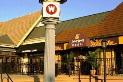 фото отеля Sheraton Westport Chalet Hotel St. Louis