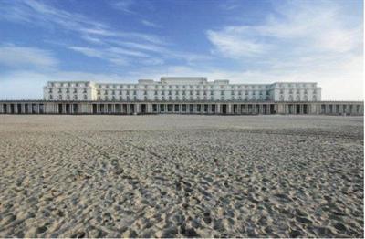 фото отеля Thermae Palace Hotel