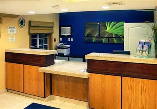 фото отеля Fairfield Inn & Suites Cincinnati Eastgate