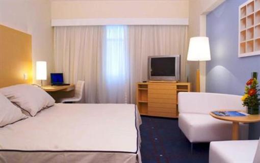 фото отеля Pestana Curitiba Hotel