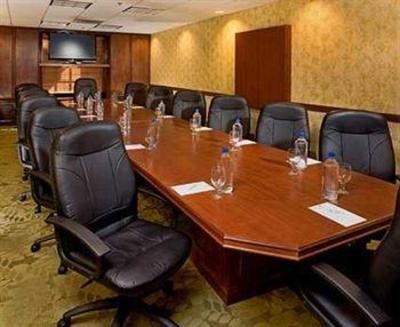 фото отеля Embassy Suites Hotel Dallas - Park Central Area