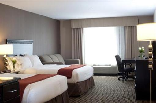 фото отеля Holiday Inn Express & Suites Green Bay East