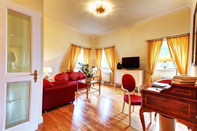 фото отеля Schlosshotel Bad Neustadt