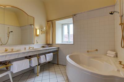 фото отеля Schlosshotel Bad Neustadt