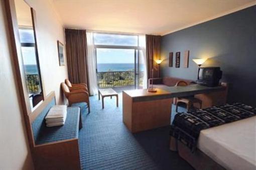 фото отеля Opal Cove Resort