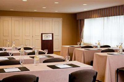 фото отеля Hampton Inn Boston Natick