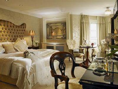 фото отеля Dromhall Hotel
