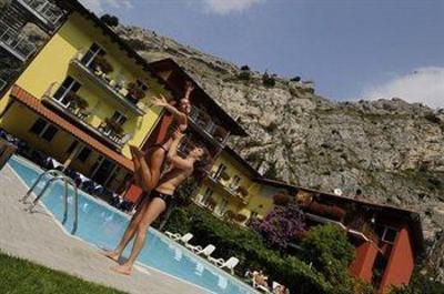 фото отеля Santa Lucia Aktivhotel Nago-Torbole
